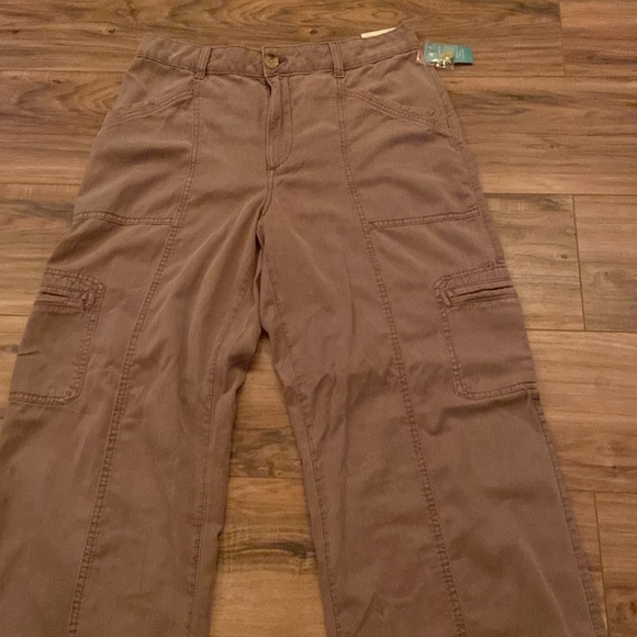 NWT Maurice’s wide leg cargo pants 12short - Picture 2 of 9